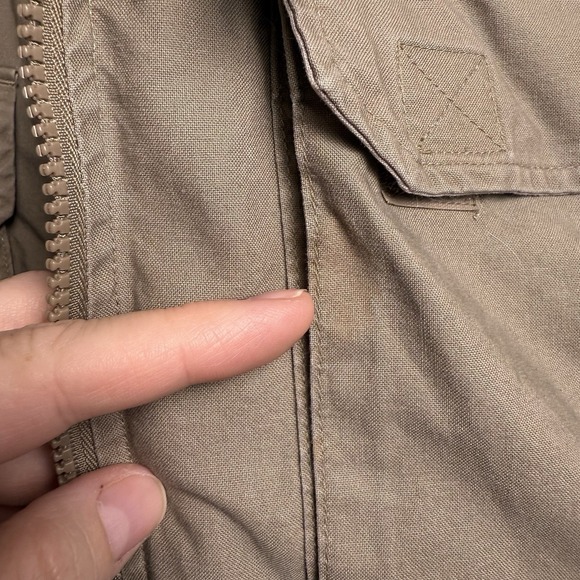 Cabela's Safari Series Hunting Fishing Hiking Photo Vest Size L Beige Pockets - Picture 5 of 6